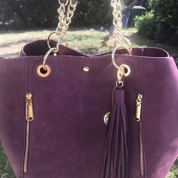 Steve Madden Handbags - Maroon Steve Madden Purse Steve Madden Handbags - Maroon Steve Madden Purse